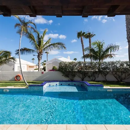 Puerto Del Carmen Sleeps 6 Pool Air Con Wifi *